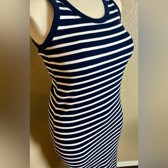 Universal Thread Navy & White Striped Maxi Dress – Sleeveless Bodycon – XL – NWT - Picture 4 of 9
